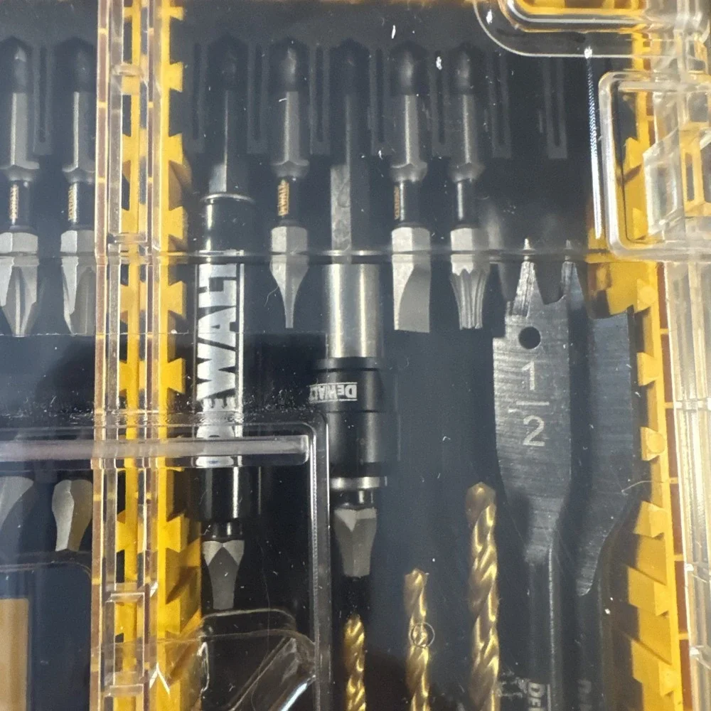 DeWalt 35pc Screwdriver & Drill Bit Set w/ToughCase Tough‎ Grip Factory Sealed